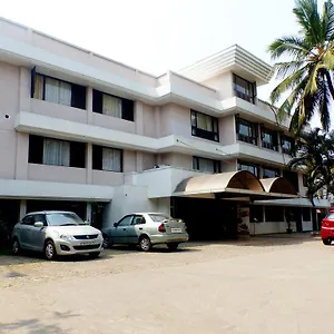 *** Hotel Highway Garden India